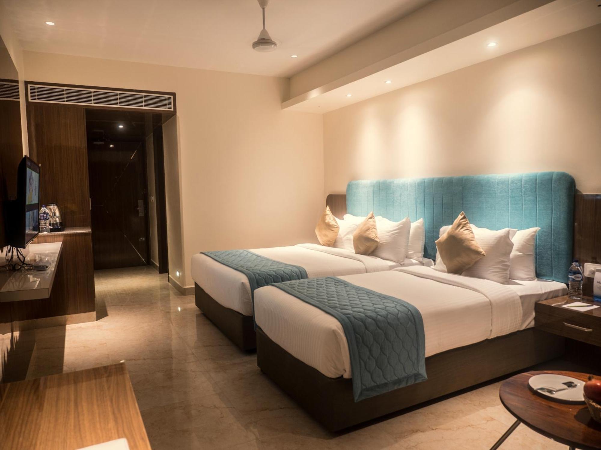 Misty Ocean - A Bergamont Group Of Hotel Kuilapalayam Екстер'єр фото